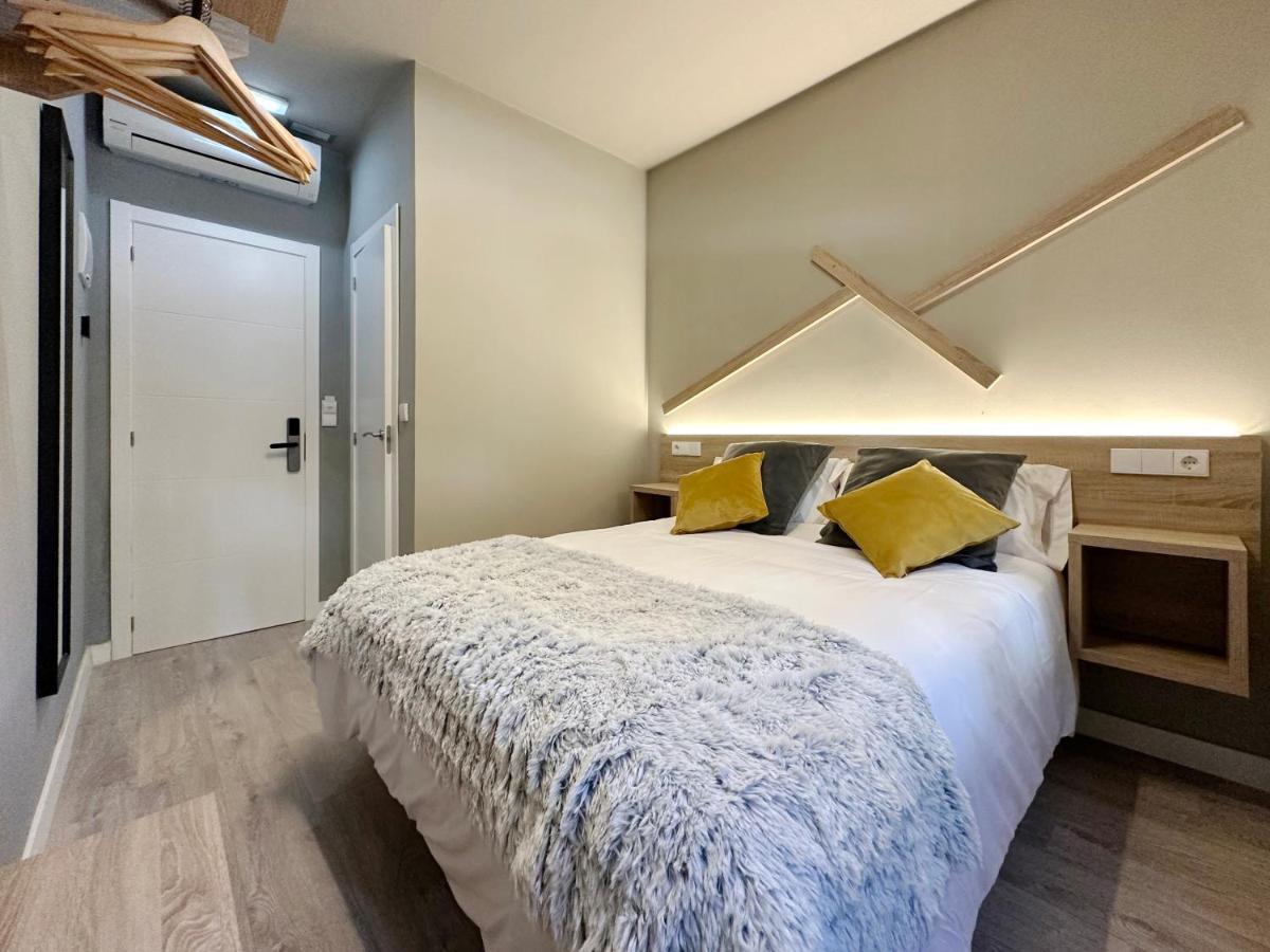 Hostal Maria Felisa Candás Extérieur photo